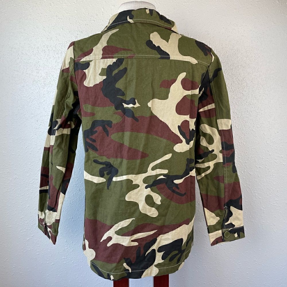 Feitong Camo Button Down Top Size M EUC - Picture 5 of 8